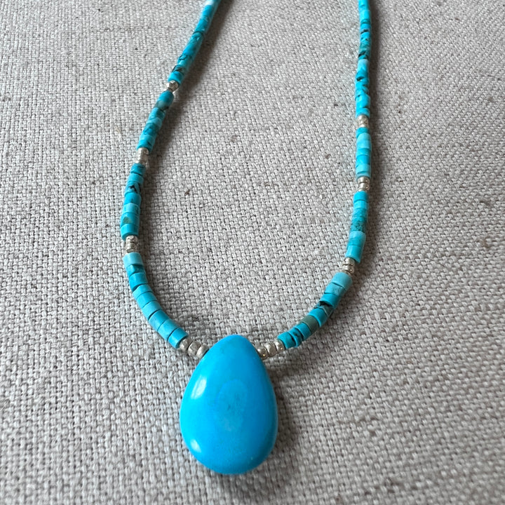 Bright Days Turquoise Necklace